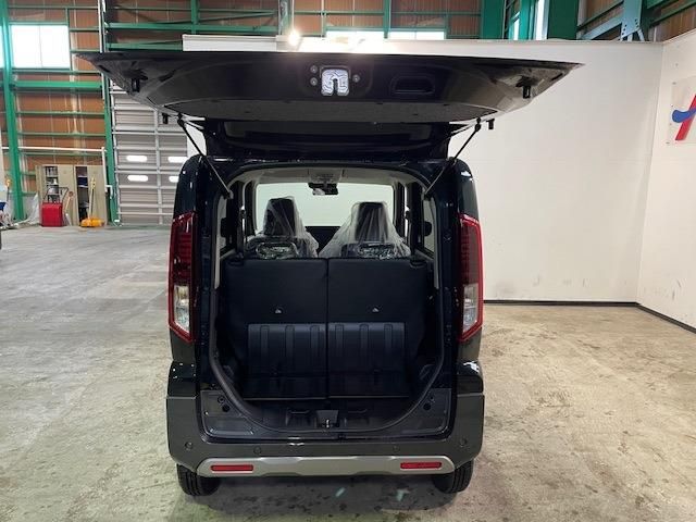 SUZUKI SPACIA GEAR 4WD 2025 Image 31