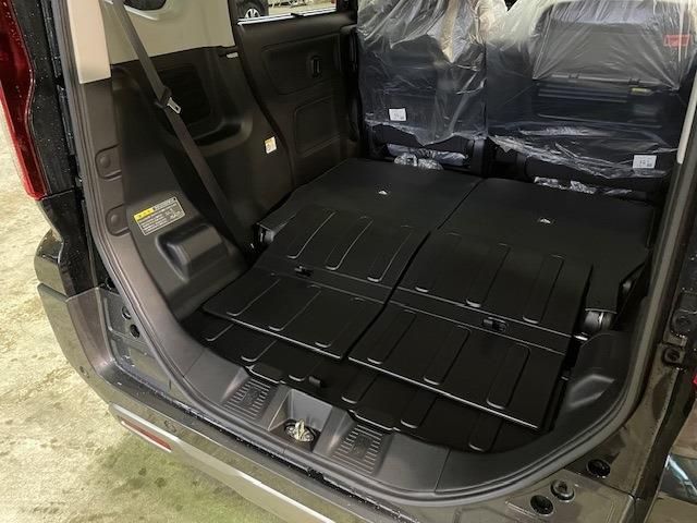 SUZUKI SPACIA GEAR 4WD 2025 Image 31