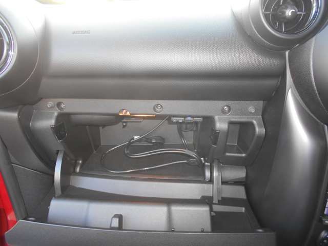 BMW MINI COOPER S CR 2014 Image 31