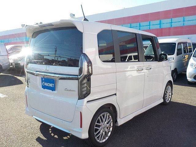 HONDA N BOX CUSTOM 2023 Image 31