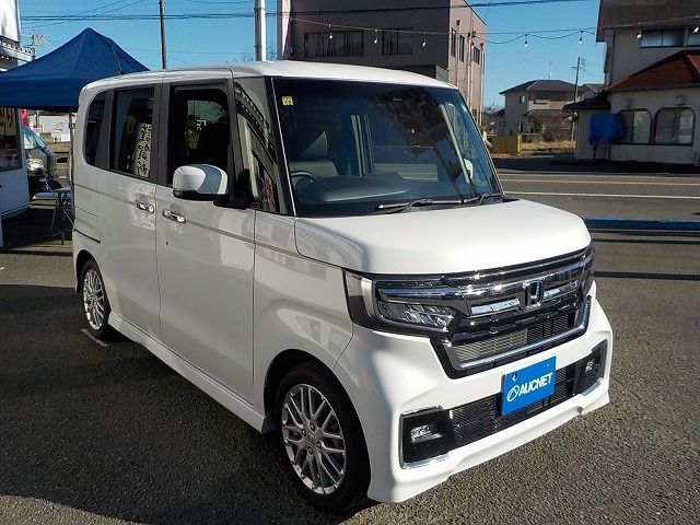 HONDA N BOX CUSTOM 2023 Image 31
