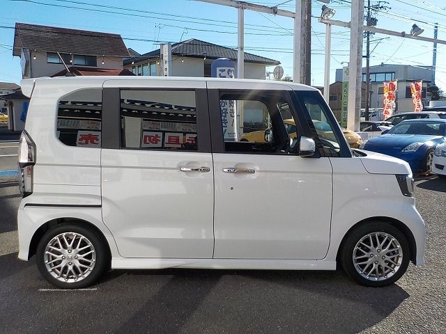 HONDA N BOX CUSTOM 2023 Image 31