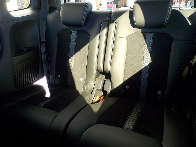 HONDA N BOX CUSTOM 2023 Image 31