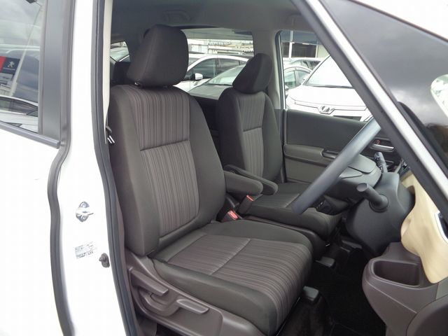 HONDA FREED HYBRID 2018 Image 31