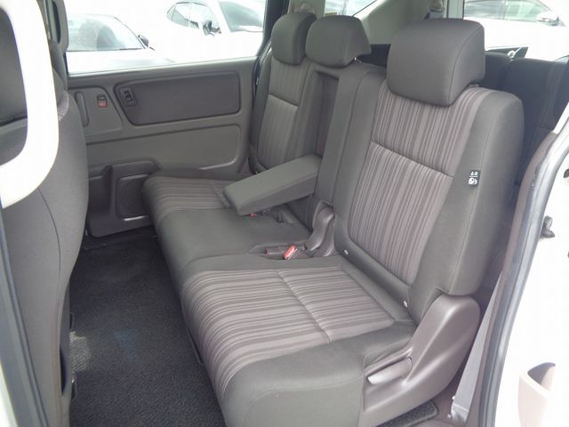 HONDA FREED HYBRID 2018 Image 31