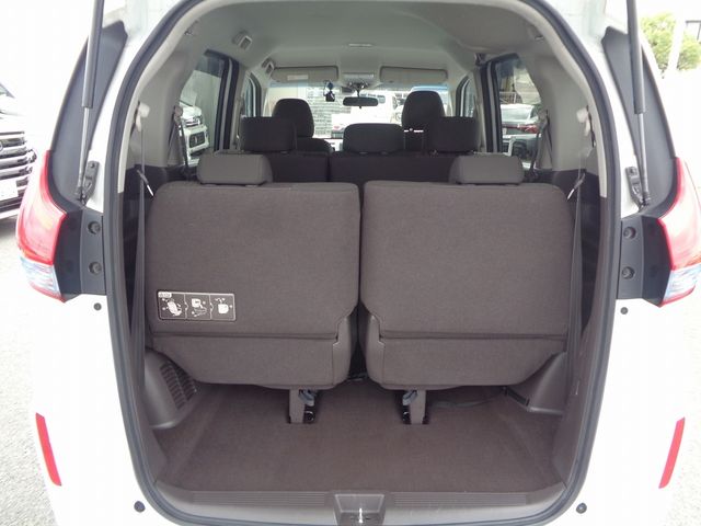 HONDA FREED HYBRID 2018 Image 31