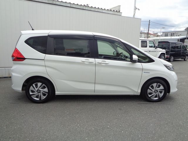 HONDA FREED HYBRID 2018 Image 31