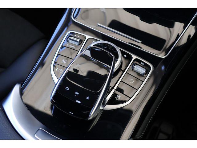 MERCEDES BENZ GLC CL 2019 Image 31