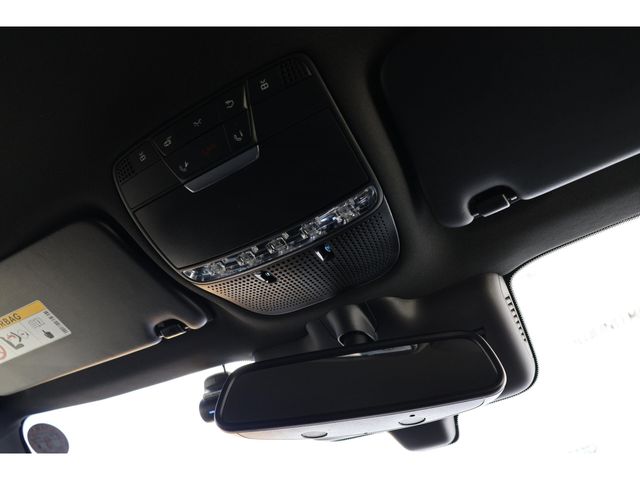 MERCEDES BENZ GLC CL 2019 Image 31