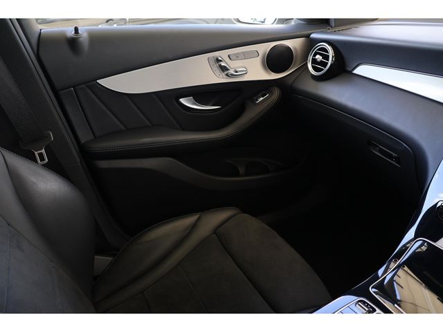 MERCEDES BENZ GLC CL 2019 Image 31