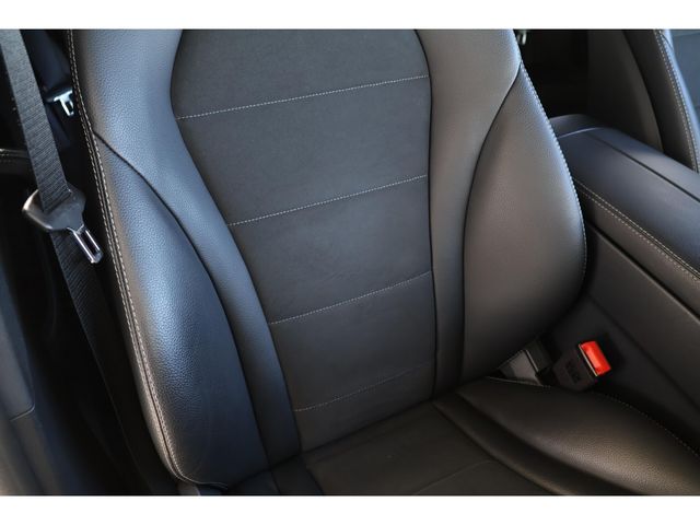 MERCEDES BENZ GLC CL 2019 Image 31