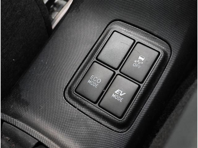 TOYOTA AQUA 2015 Image 31