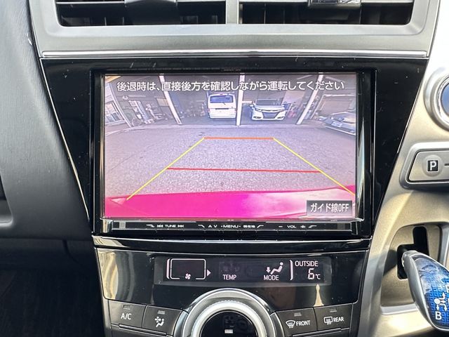 TOYOTA PRIUS ALPHA 2015 Image 31