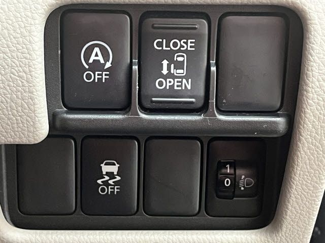 MITSUBISHI EK SPACE 2018 Image 31