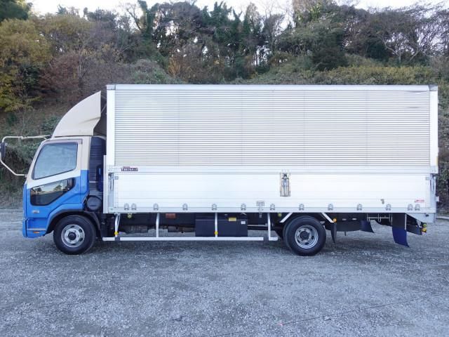 MITSUBISHI FUSOU FIGHTER 2011 Image 31