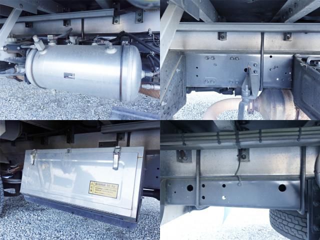 MITSUBISHI FUSOU FIGHTER 2011 Image 31