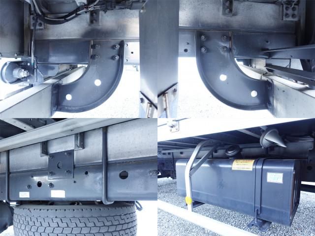 MITSUBISHI FUSOU FIGHTER 2011 Image 31