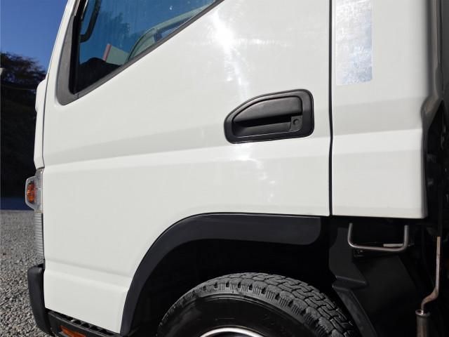 MITSUBISHI CANTER 2016 Image 31