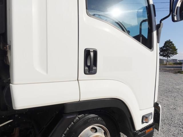 ISUZU FORWARD 2016 Image 31