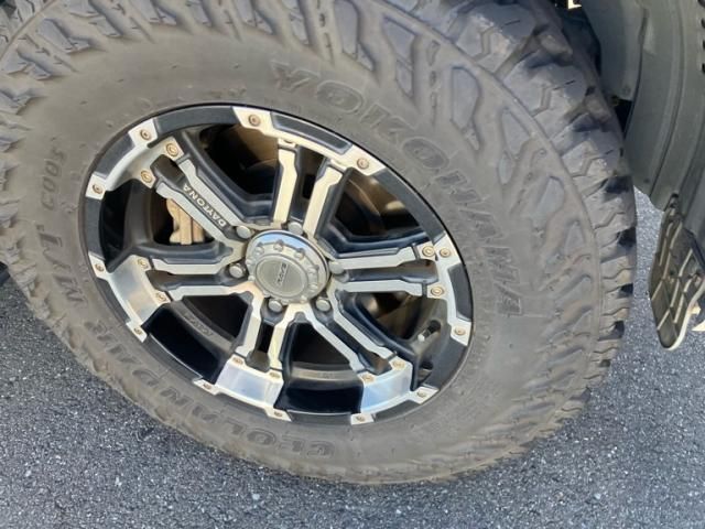 TOYOTA LANDCRUISER PRADO 2018 Image 31