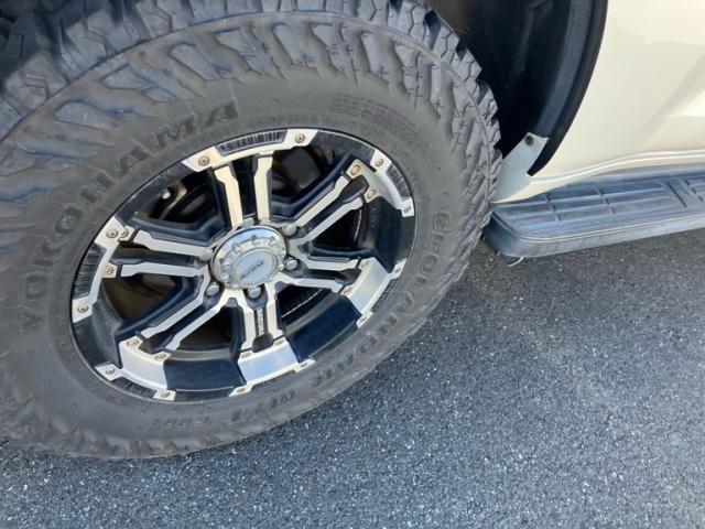 TOYOTA LANDCRUISER PRADO 2018 Image 31