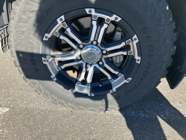 TOYOTA LANDCRUISER PRADO 2018 Image 31