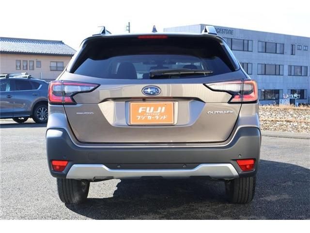 SUBARU LEGACY OUTBACK 2022 Image 31