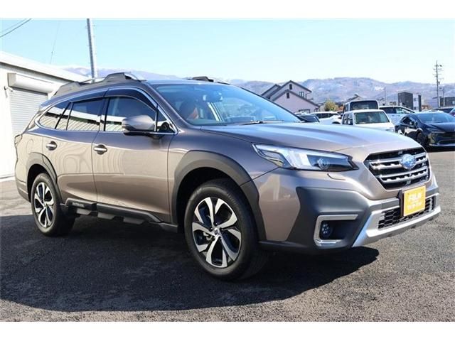 SUBARU LEGACY OUTBACK 2022 Image 31