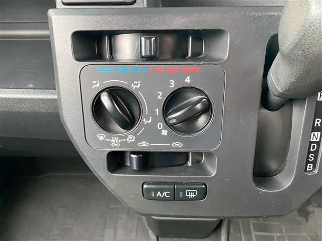 DAIHATSU HIJET CADDIE 2014 Image 31