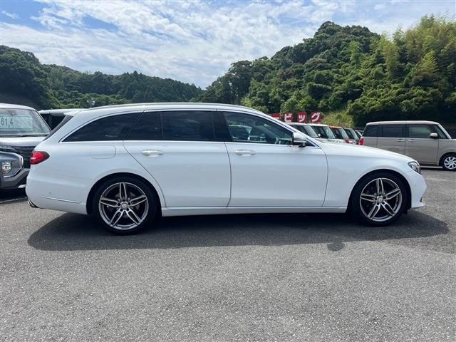 MERCEDES BENZ E CLAS 2018 Image 31