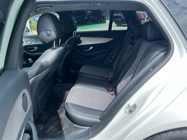 MERCEDES BENZ E CLAS 2018 Image 31