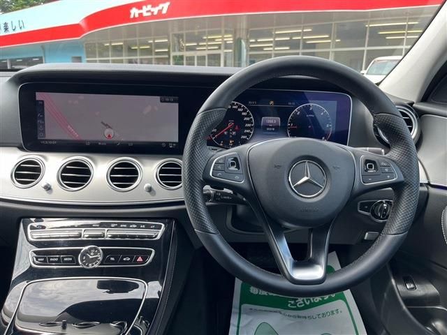 MERCEDES BENZ E CLAS 2018 Image 31