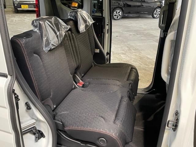 SUZUKI SPACIA GEAR 4WD 2025 Image 31