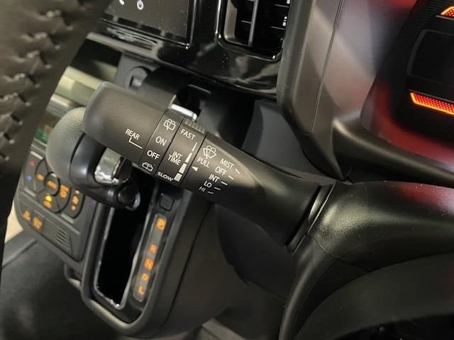 SUZUKI SPACIA GEAR 4WD 2025 Image 31