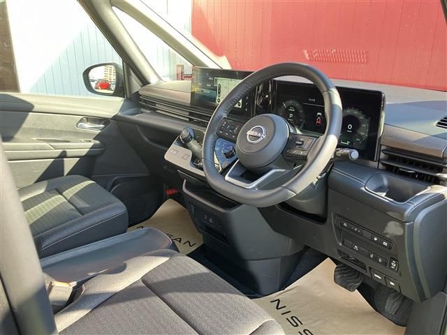 NISSAN SERENA  WG 4WD 2024 Image 31