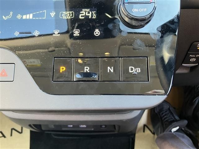 NISSAN SERENA  WG 4WD 2024 Image 31