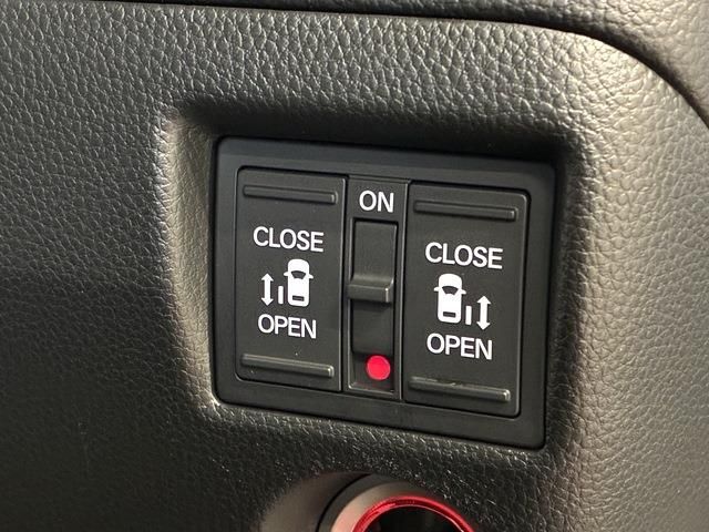 HONDA N BOX CUSTOM 2022 Image 31