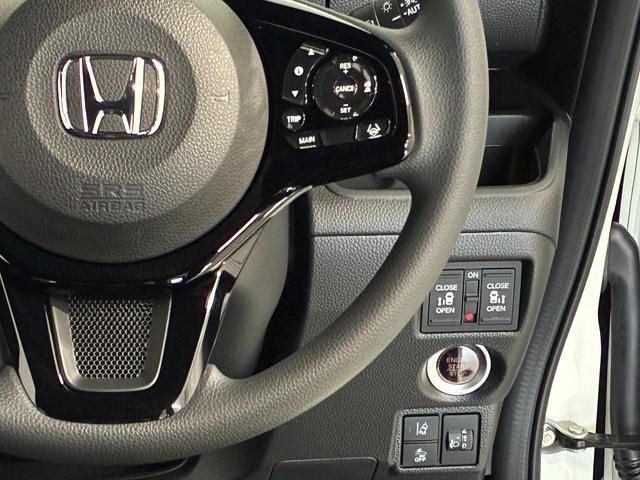 HONDA N BOX CUSTOM 2022 Image 31