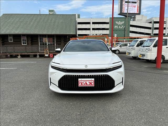 TOYOTA CROWN SEDAN HYBRID 2024 Image 31