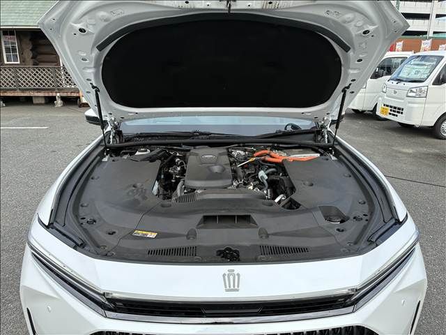 TOYOTA CROWN SEDAN HYBRID 2024 Image 31