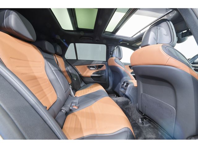 MERCEDES BENZ C CLAS 2023 Image 31