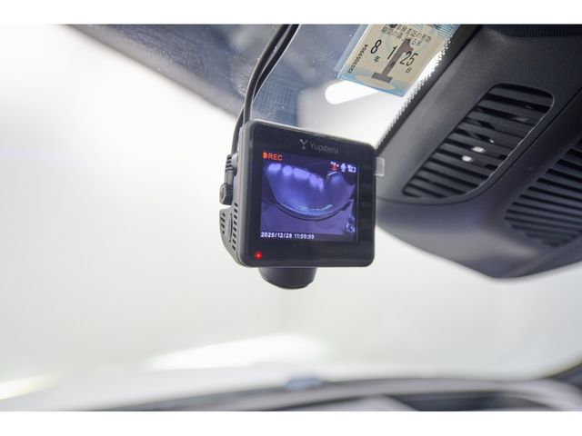 MERCEDES BENZ C CLAS 2023 Image 31