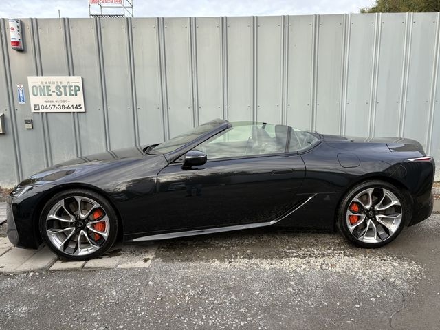 TOYOTA LEXUS LC500 CONVERTI 2023 Image 31