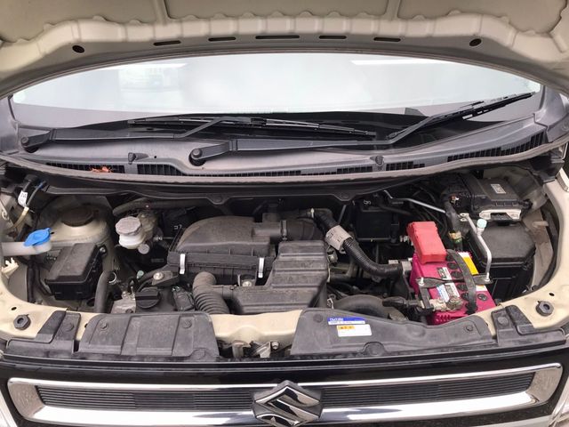 SUZUKI WAGON R 2019 Image 31