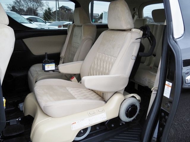 TOYOTA VELLFIRE  HYBRID 4WD 2018 Image 31