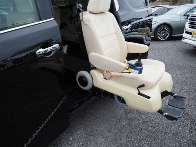 TOYOTA VELLFIRE  HYBRID 4WD 2018 Image 31