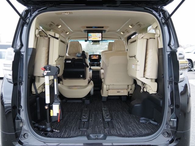 TOYOTA VELLFIRE  HYBRID 4WD 2018 Image 31