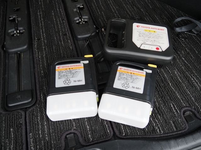 TOYOTA VELLFIRE  HYBRID 4WD 2018 Image 31