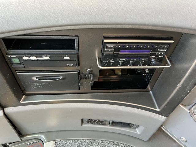 ISUZU GALA 2012 Image 31