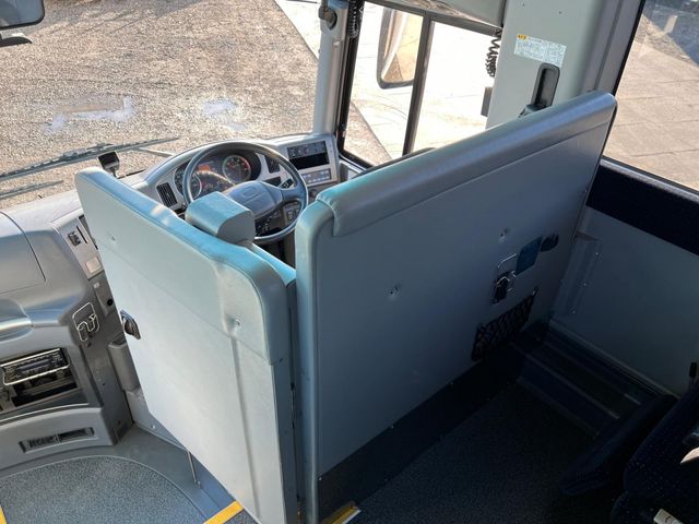 ISUZU GALA 2012 Image 31